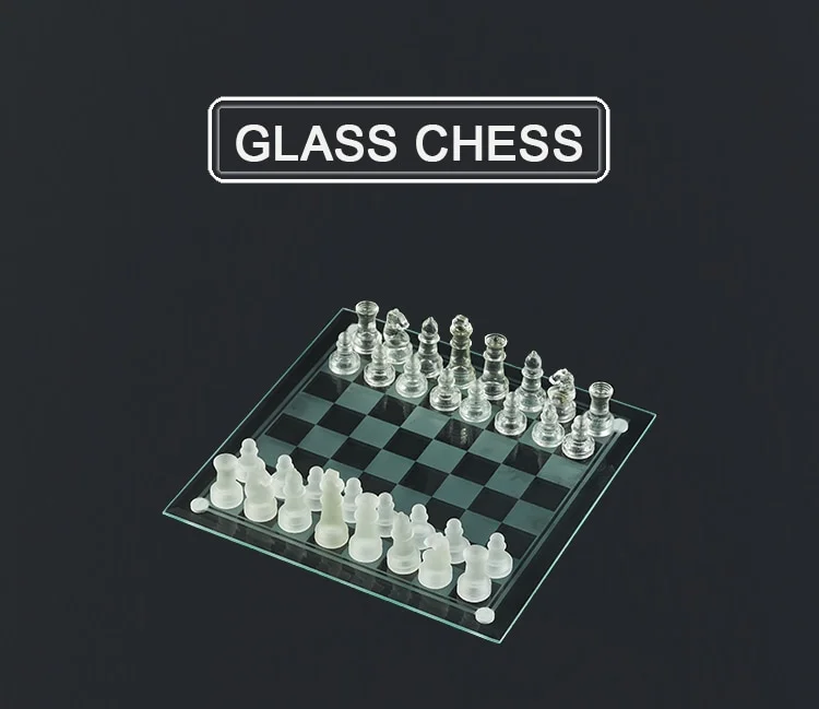 Jeu D’Échec En Verre Transparent
